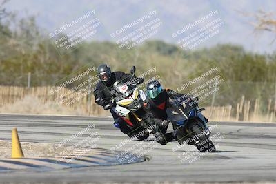 media/Dec-01-2025-Moto Forza (Mon) [[2daa91e15f]]/2-Intermediate Group/Session 3 (Turn 3)/